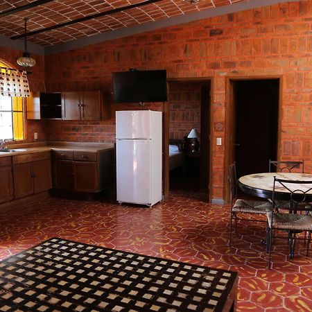 Mama Chuy Hotel & Villas San Juan Cosalá 외부 사진