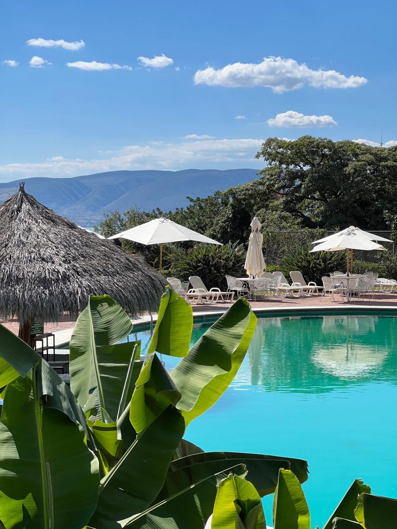 Mama Chuy Hotel & Villas San Juan Cosalá 외부 사진
